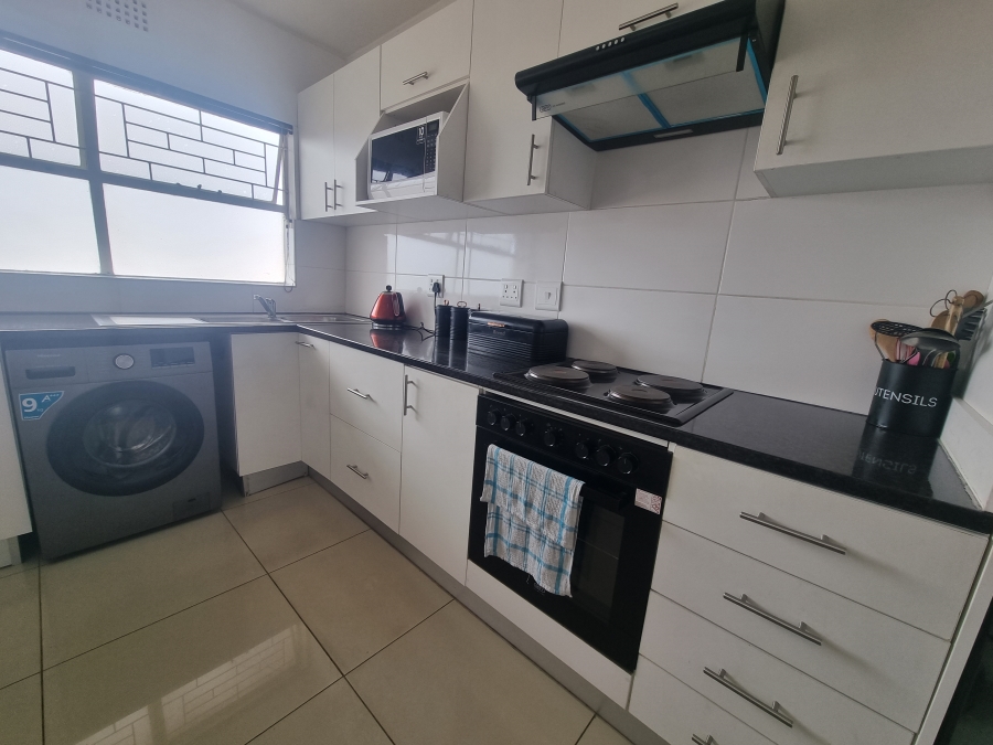 2 Bedroom Property for Sale in Goodwood Estate Western Cape